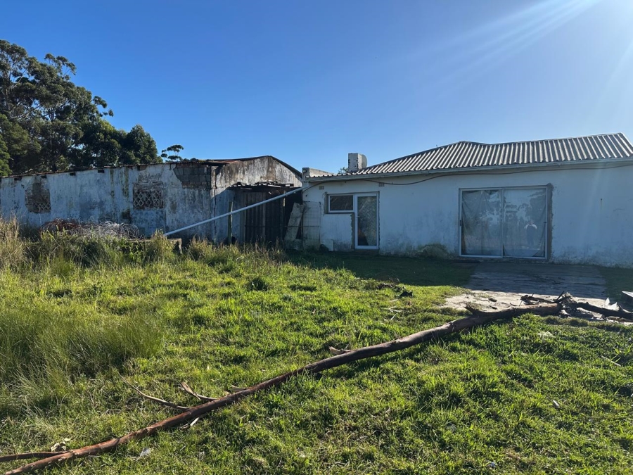 Commercial Property for Sale in Graceland Eastern Cape